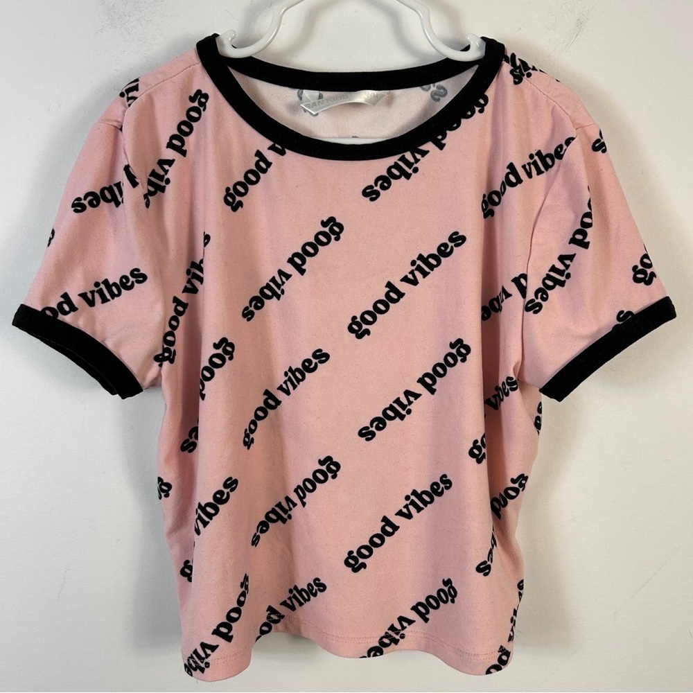 Urban Kids Pink 'Good Vibes' Short Sleeve Tee Youth M